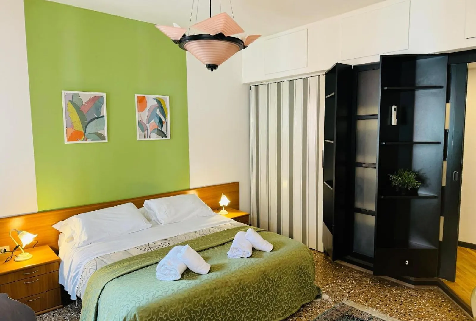 Grimaldi Apartments San Marco & Castello Венеция