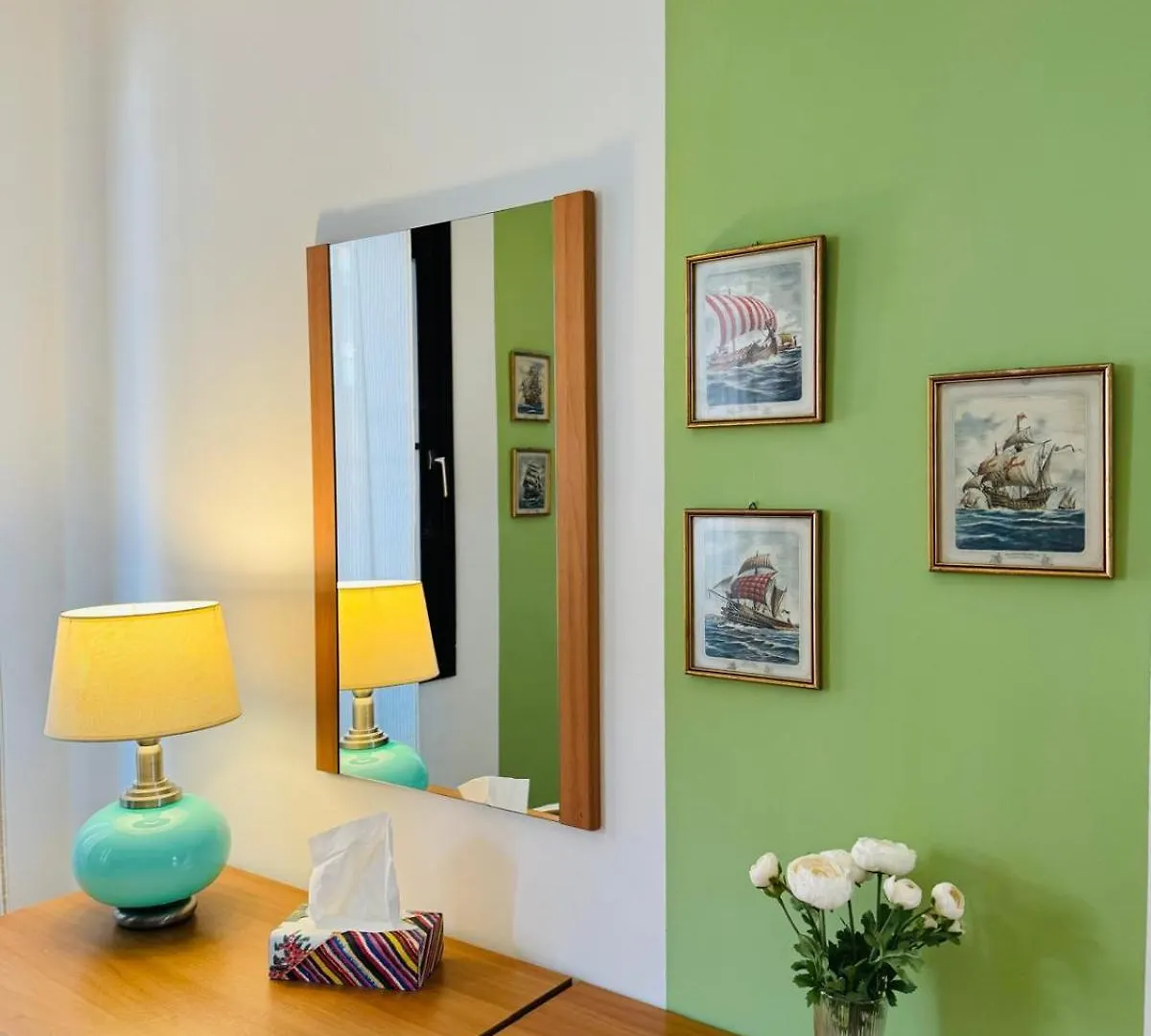 Grimaldi Apartments San Marco & Castello Венеция Италия
