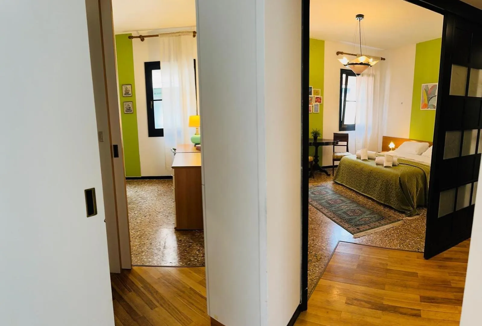 Grimaldi Apartments San Marco & Castello Венеция