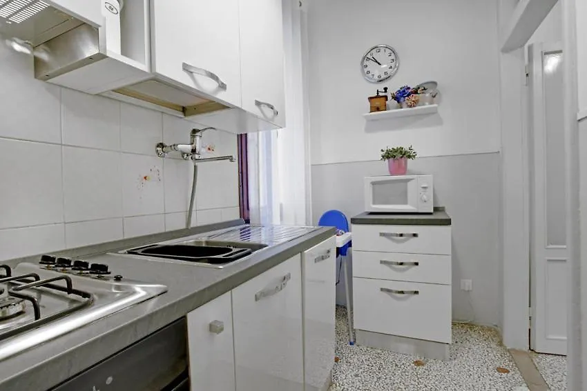 Grimaldi Apartments San Marco & Castello Венеция