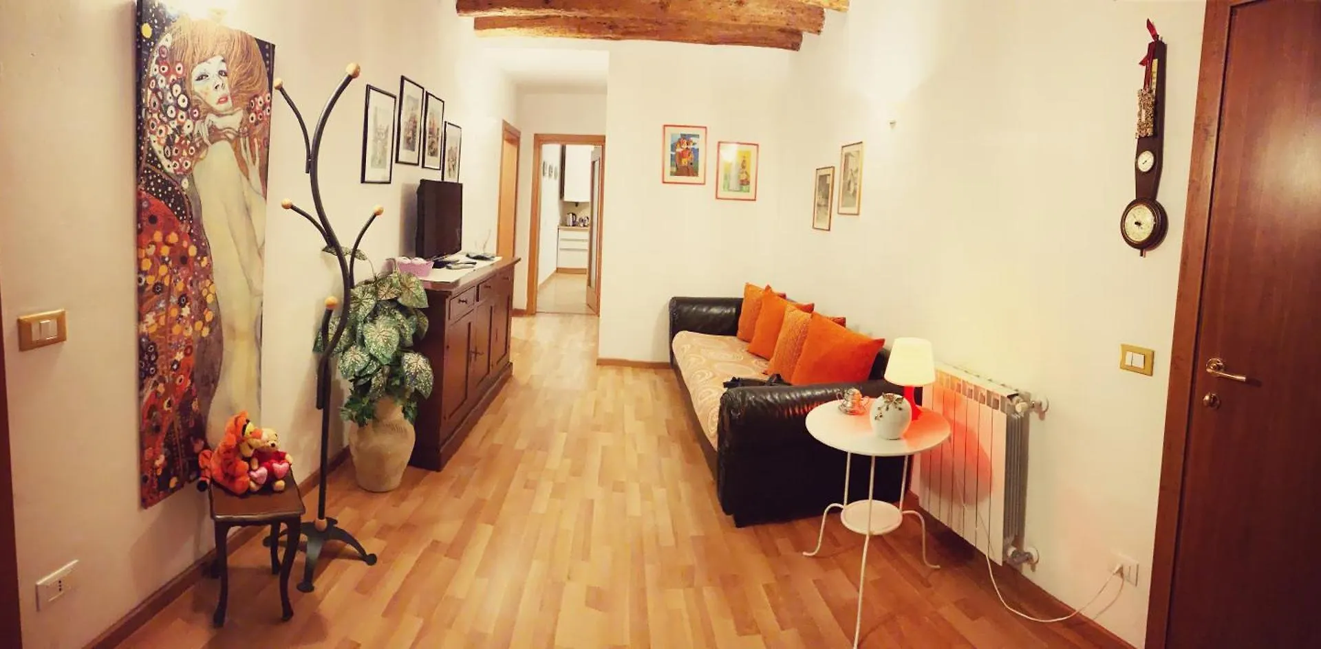Grimaldi Apartments San Marco & Castello Венеция Италия