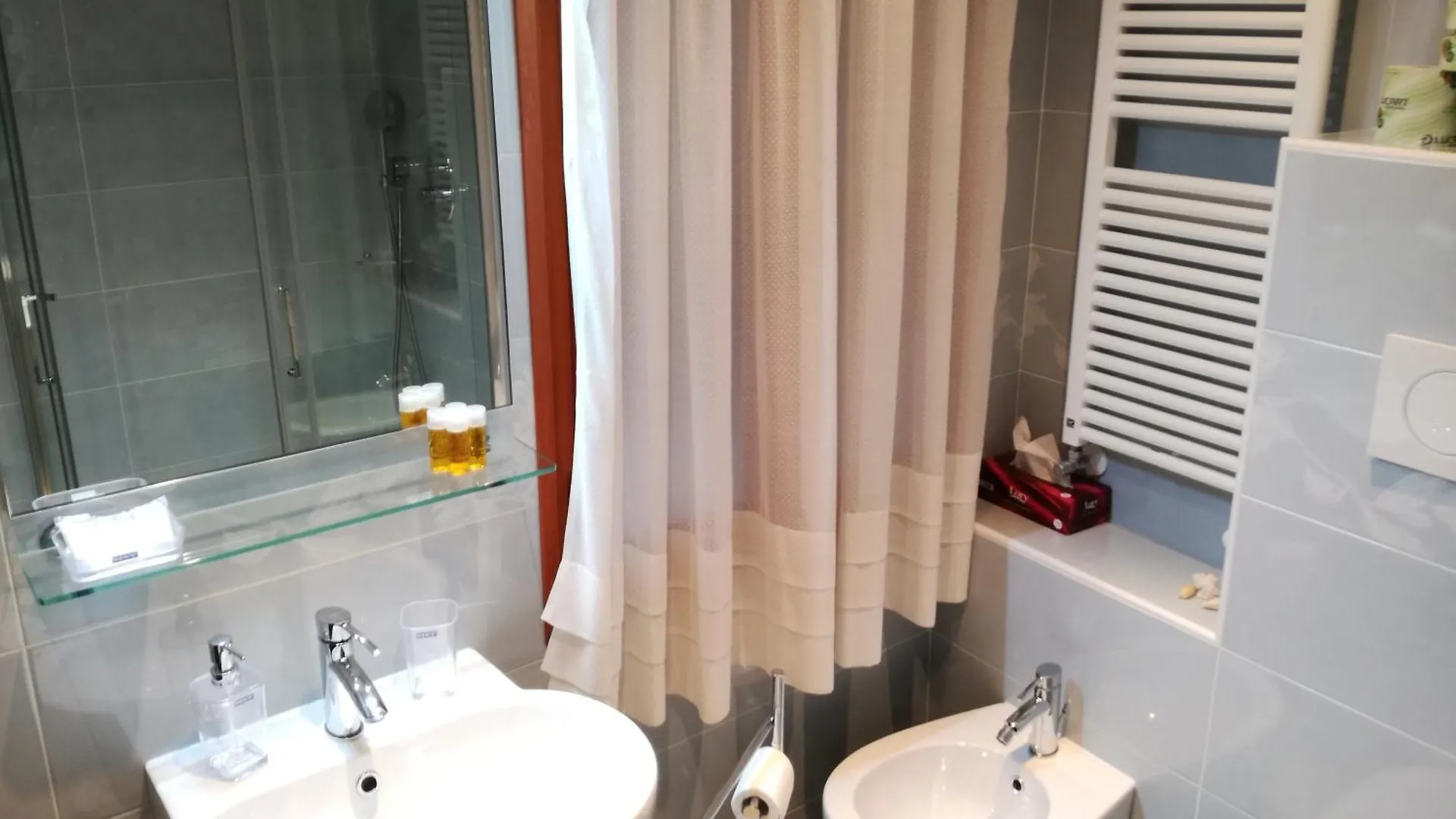 Grimaldi Apartments San Marco & Castello Венеция